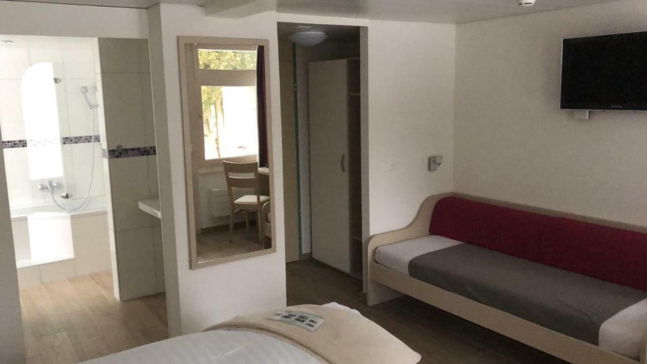 Centre De Sornetan Hotel Luaran gambar